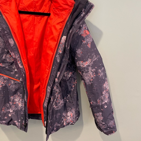 The North Face Triclimate Snow Thermoball Jacket - Picture 8 of 12